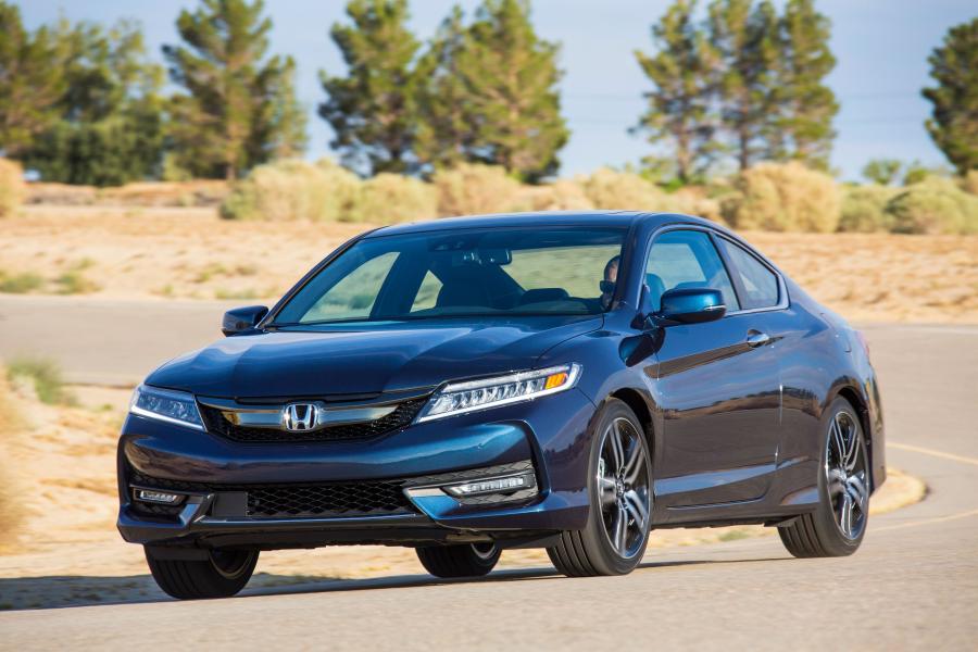  Honda Accord Touring Coupe 2016 года  (фото 7 из 32)